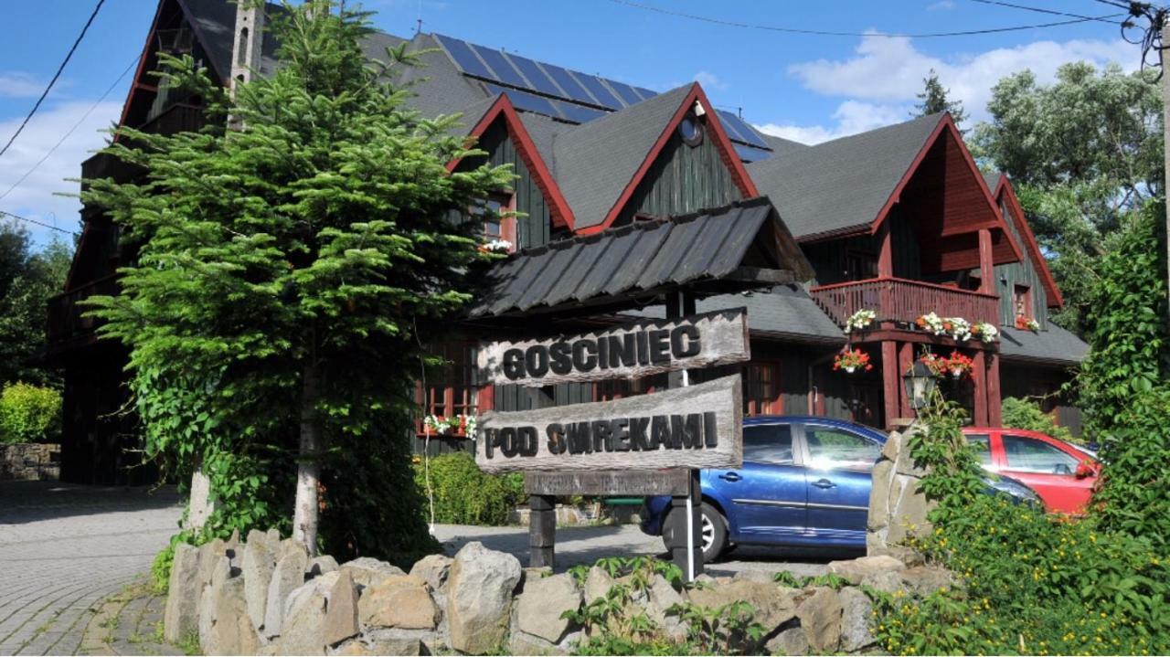 乔尔什滕Gosciniec Pod Smrekami住宿加早餐旅馆 外观 照片