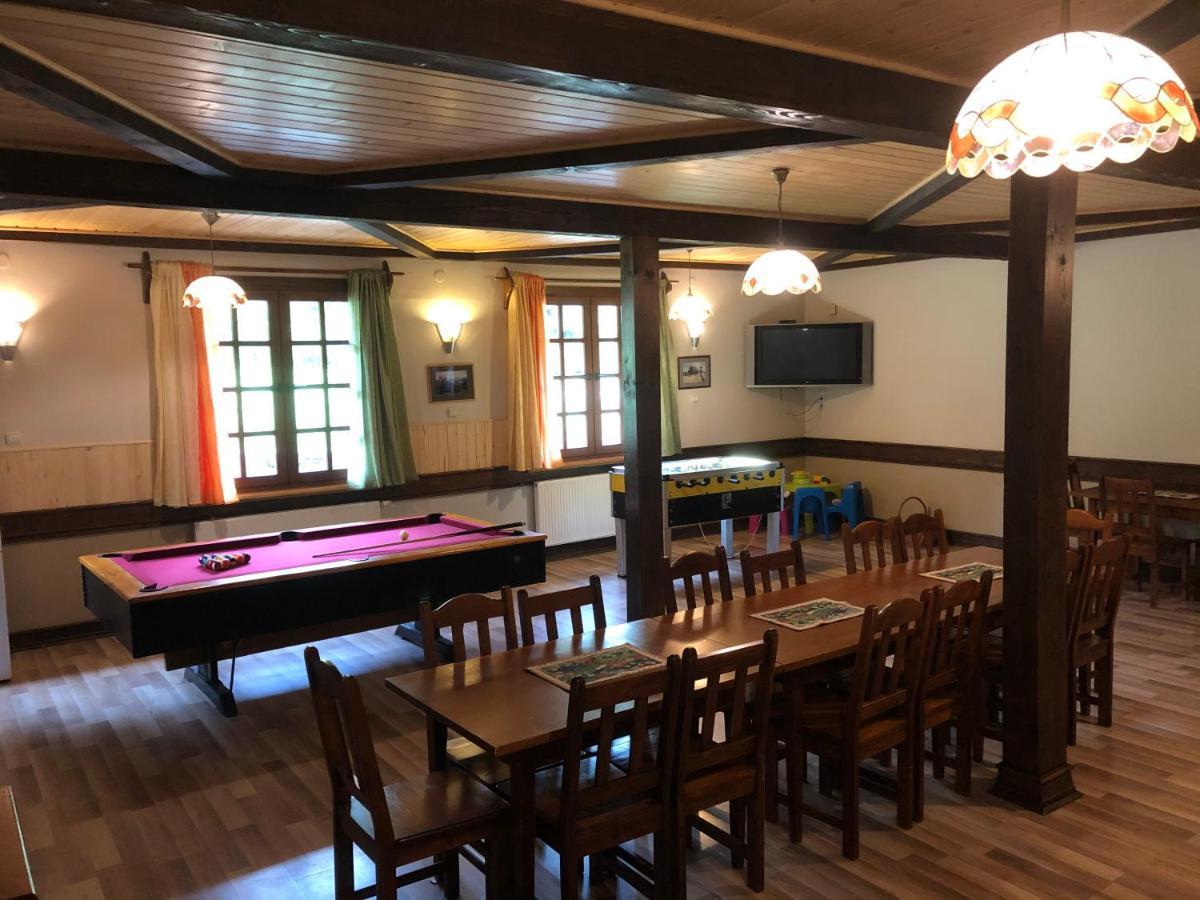 乔尔什滕Gosciniec Pod Smrekami住宿加早餐旅馆 外观 照片